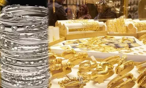 Gold Rates Today: స్థిరంగా బంగారం ధరలు.. మార్పు లేని వెండి!