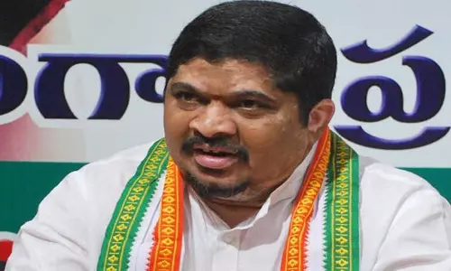 ప్రభుత్వం ఆర్టీసీని నిర్వీర్యం చేసే కుట్ర చేస్తుంది  : పొన్నం