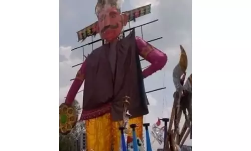 వాటర్ ప్రూఫ్ రావణ @ విజయదశమి