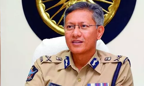 అమ్మావారిని దర్శించుకోవడం సంతోషంగా ఉంది : ఏపీ డీజీపీ అమ్మావారిని దర్శించుకోవడం సంతోషంగా ఉంది : ఏపీ డీజీపీ