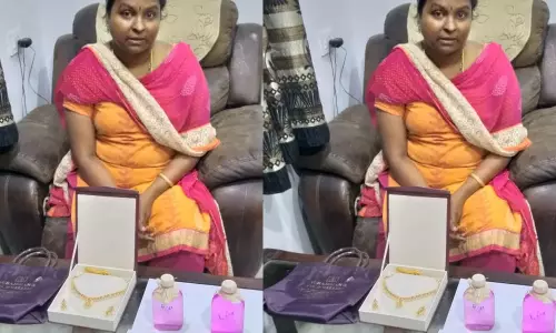 లంచంలో కొత్తదారి వెతుక్కుంది. చివరికి ఇలా దొరికింది. లంచంలో కొత్తదారి వెతుక్కుంది. చివరికి ఇలా దొరికింది.