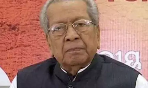 విశాఖలో పర్యటించిన ఏపీ గవర్నర్‌