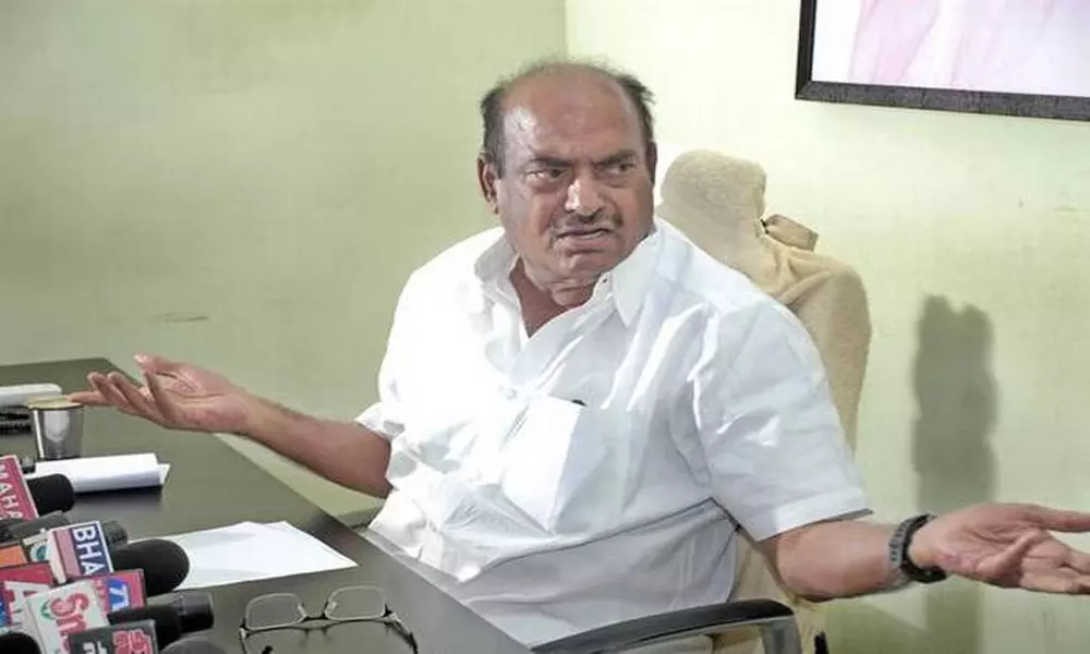 జగన్ మా అబ్బాయే.. అయన పాలనకి 100 కి 150 మార్కులు : జేసి జగన్ మా అబ్బాయే.. అయన పాలనకి 100 కి 150 మార్కులు : జేసి
