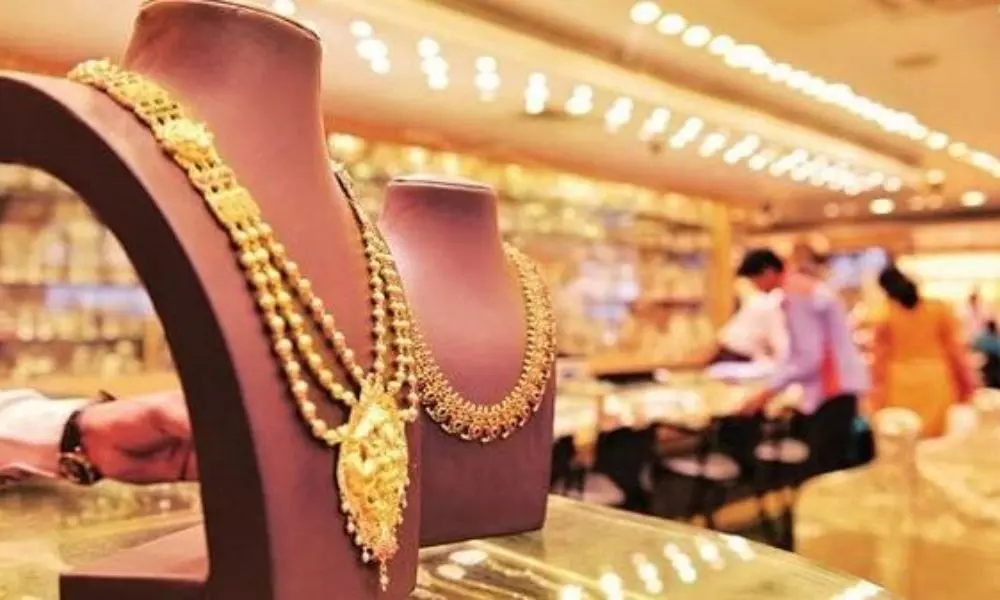 Gold Rates Today 04-11-2019: మార్పులేని బంగారం ధరలు..స్థిరంగా వెండి!