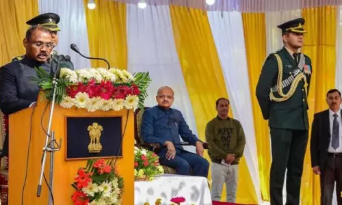 ప్రమాణం చేసిన కొత్త లెఫ్ట్‌నెంట్‌ గవర్నర్ల