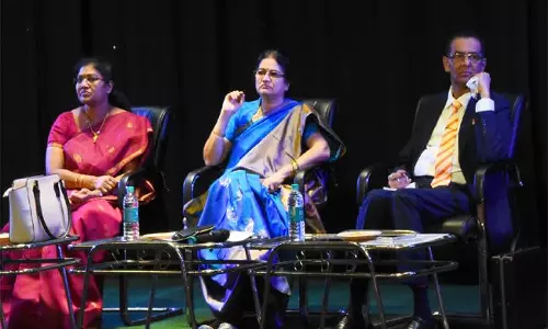 విశాఖ భూ కుంభకోణం.. భారీగా వినతులు విశాఖ భూ కుంభకోణం.. భారీగా వినతులు