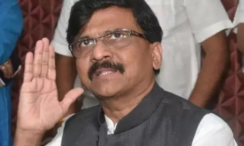 శివసేన ఎంపీ సంచలన వ్యాఖ్యలు...రాజకీయ వర్గాల్లో చర్చ