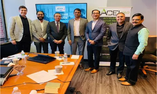 అమెరికాలో పెట్టుబడిదారులతో సమావేశమైన వైసీపీ ఎంపీ.. అనుకూలంగా AUSIB అమెరికాలో పెట్టుబడిదారులతో సమావేశమైన వైసీపీ ఎంపీ.. అనుకూలంగా AUSIB