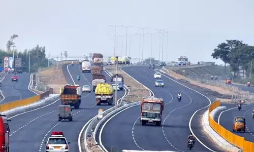 విజయవాడ, గుంటూరు కు మహర్దశ.. విజయవాడ, గుంటూరు కు మహర్దశ..