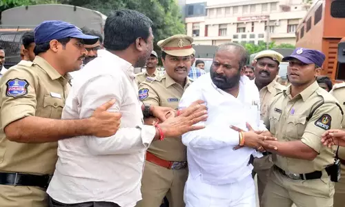 ఛలో ట్యాంక్‌బండ్‌ నిర్వహించి తీరుతాం-అశ్వద్దామరెడ్డి