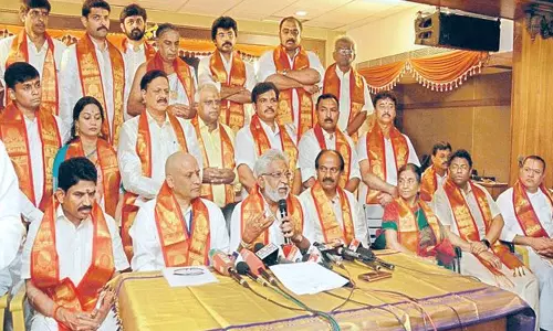 శ్రీవారి ప్రసాదం లడ్డూ ధర పెంపుపై నిర్ణయం తీసుకోలేదు.. కానీ..