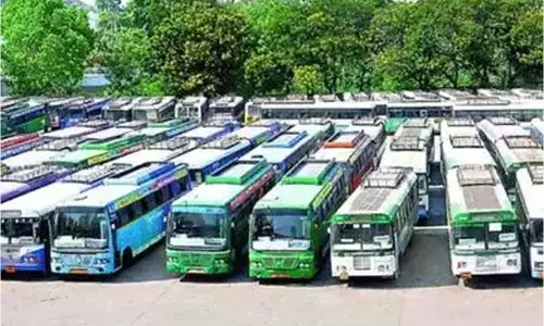 Tsrtc Strike : ఆర్టీసీ జేఏసీ, అఖిలపక్ష నేతల భేటీ