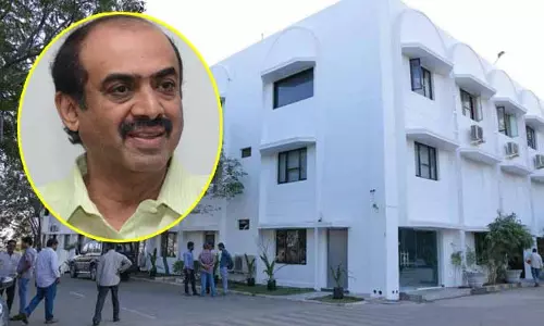 బిగ్ బ్రేకింగ్ : రామానాయుడు స్టూడియోపై ఐటీ దాడులు