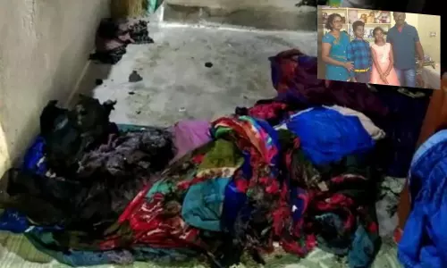 అత్తారింట్లో అల్లుడి ఘాతుకం.. ఐదుగురిపై పెట్రోల్ పోసి నిప్పు అత్తారింట్లో అల్లుడి ఘాతుకం.. ఐదుగురిపై పెట్రోల్ పోసి నిప్పు