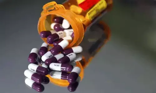 గుంటూరులో డ్రగ్స్ కలకలం.. గుట్టుగా తయారీ, వాళ్ళే టార్గెట్..