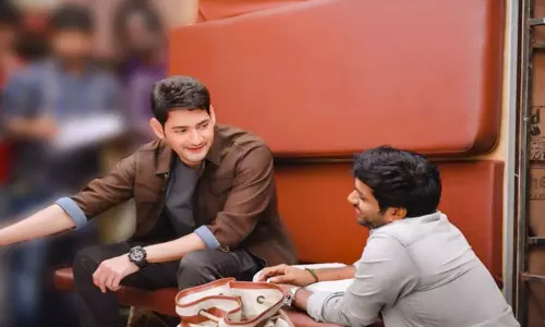 మీ నుంచి మంచి బ్లాక్బాస్టర్స్ రావాలి ఆశిస్తున్నా: మహేశ్ మీ నుంచి మంచి బ్లాక్బాస్టర్స్ రావాలి ఆశిస్తున్నా: మహేశ్