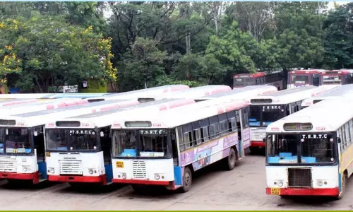 ఆర్టీసీ సమ్మెకు ఫుల్ స్టాప్ ఆర్టీసీ సమ్మెకు ఫుల్ స్టాప్