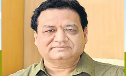 ఆర్టీసీ కార్మికులను విధుల్లోకి తీసుకునేది లేదు : సునీల్ శర్మ ఆర్టీసీ కార్మికులను విధుల్లోకి తీసుకునేది లేదు : సునీల్ శర్మ