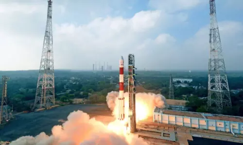 నింగిలోకి దూసుకెళ్లిన పీఎస్‌ఎల్‌వీ- సీ 47