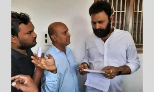 కలవపూడి అగ్రహారం వార్డు సచివాలయానికి బదిలీ చేయించాలని వినతి