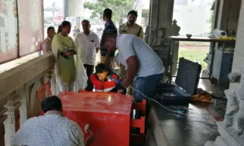 వెంకటేశ్వర స్వామి ఆలయంలో చోరీ