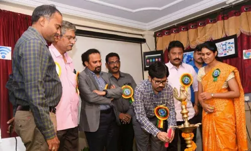 ప్రకాష్ లో డిజిటాల్ జాతీయ స్థాయి సదస్సు