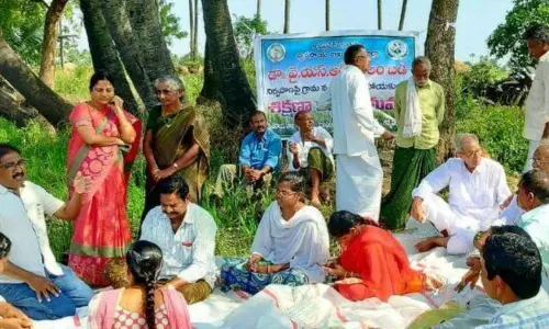 తక్కువ పెట్టుబడి తో అధిక దిగుబడులే లక్ష్యం
