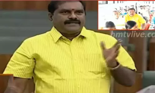 ఆర్టీసీ బస్సులో ప్రయాణించిన టీడీపీ ఎమ్మెల్యే ఆర్టీసీ బస్సులో ప్రయాణించిన టీడీపీ ఎమ్మెల్యే