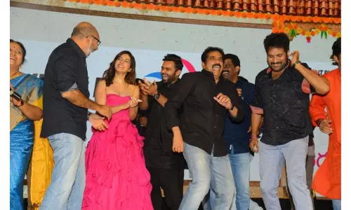 ప్రతిరోజు పండగే ప్రీ రిలీజ్ వేడుక దృశ్యమాలిక!