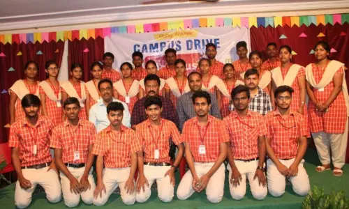 మెడ్ ప్లస్ ఫార్మసీకీ ఎంపికైన 36మంది శ్రీ ప్రకాష్ విద్యార్ధులు