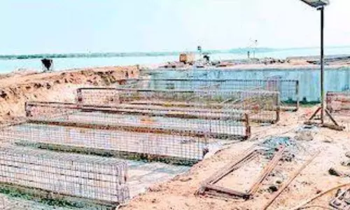 కృష్ణపట్నం పోర్టులో ఊపందుకున్న బెర్తుల నిర్మాణం