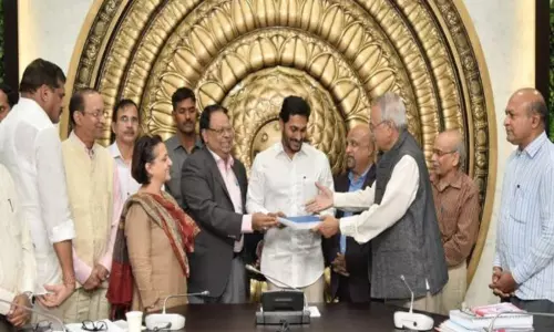 సేమ్ టు సేమ్..అసెంబ్లీలో సీఎం చెప్పిందే.. సేమ్ టు సేమ్..అసెంబ్లీలో సీఎం చెప్పిందే..