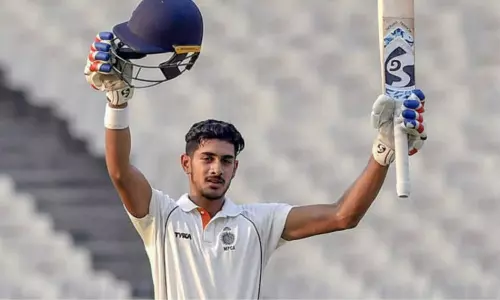 మానసిక సమస్యతో విరామం ప్రకటించిన భారత క్రికెటర్ మానసిక సమస్యతో విరామం ప్రకటించిన భారత క్రికెటర్