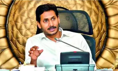 రాజధానిపై ఈనెల 27న క్యాబినెట్ లో చర్చ.. జనవరిలో కీలక నిర్ణయం రాజధానిపై ఈనెల 27న క్యాబినెట్ లో చర్చ.. జనవరిలో కీలక నిర్ణయం