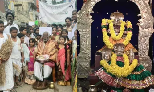 శ్రీ తలుపులమ్మ అమ్మవారికి పంచామృత అభిషేకం