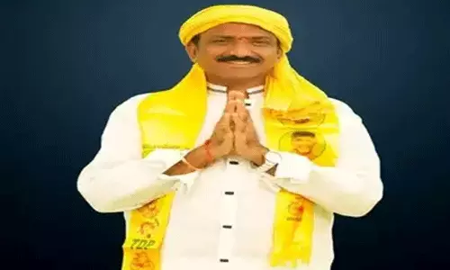 బడేటి బుజ్జి హఠాన్మరణం పట్ల చంద్రబాబు దిగ్భ్రాంతి బడేటి బుజ్జి హఠాన్మరణం పట్ల చంద్రబాబు దిగ్భ్రాంతి