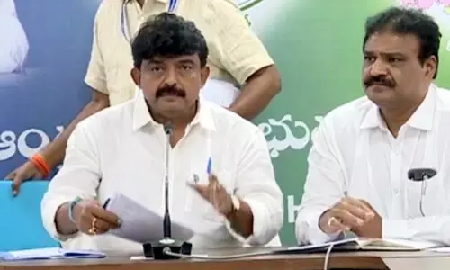 రాజధాని భూములపై రైతులకు ఏలాంటి ఆందోళన అవసరం లేదు రాజధాని భూములపై రైతులకు ఏలాంటి ఆందోళన అవసరం లేదు