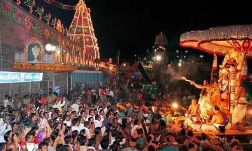 తిరుమలలో పూర్తిస్థాయిలో ప్లాస్టిక్ నిషేధం : టీటీడీ చైర్మన్ తిరుమలలో పూర్తిస్థాయిలో ప్లాస్టిక్ నిషేధం : టీటీడీ చైర్మన్