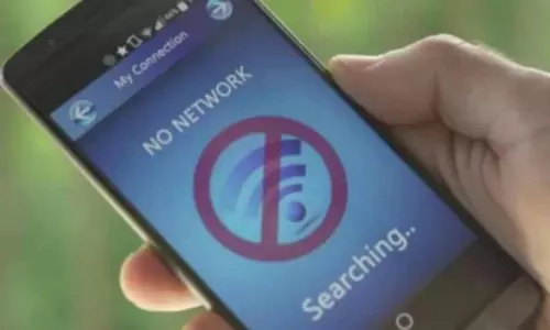 ఇండియాలో నెట్ సేవలు బంద్ ..లక్షల కోట్ల నష్టం ఇండియాలో నెట్ సేవలు బంద్ ..లక్షల కోట్ల నష్టం