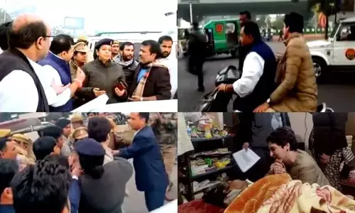 ఉత్తరప్రదేశ్ పోలీసులపై ప్రియాంక గాంధీ సంచలన ఆరోపణలు ఉత్తరప్రదేశ్ పోలీసులపై ప్రియాంక గాంధీ సంచలన ఆరోపణలు