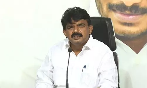 చంద్రబాబు చేయలేనిది జగన్ సాధ్యం చేశారు : మంత్రి పేర్నినాని చంద్రబాబు చేయలేనిది జగన్ సాధ్యం చేశారు : మంత్రి పేర్నినాని