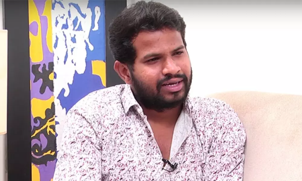 గ్రామ వాలంటీర్లకు క్షమాపణ చెప్పిన హైపర్ ఆది