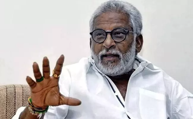 ఆ రోజు తిరుమలకు వచ్చే ప్రతి భక్తుడికి ఉచితంగా లడ్డూ : టీటీడీ చైర్మన్ ఆ రోజు తిరుమలకు వచ్చే ప్రతి భక్తుడికి ఉచితంగా లడ్డూ : టీటీడీ చైర్మన్