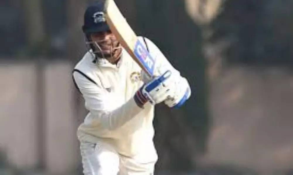 ఔట్ ప్రకటించినందుకు అంపైర్‌పై భారత క్రికెటర్ తిట్ల దండకం