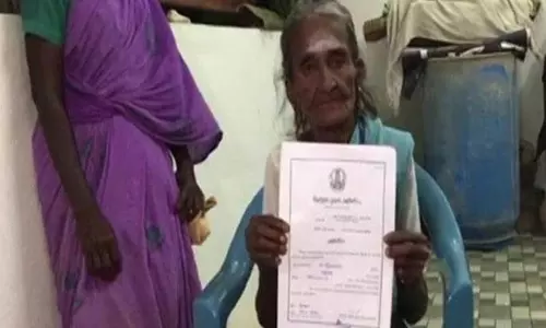 ఎన్నికల్లో రికార్డు విజయం సాధించిన బామ్మ