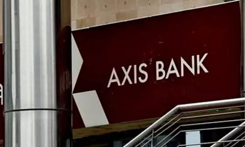 యాక్సిస్ బ్యాంక్ నుంచి 1500 మంది ఉద్యోగులు బయటకు..అసలేం జరుగుతోంది?