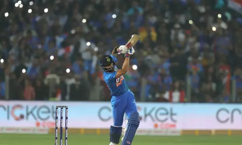 India vs Sri Lanka : శ్రీలంక ముందు భారీ లక్ష్యం India vs Sri Lanka : శ్రీలంక ముందు భారీ లక్ష్యం