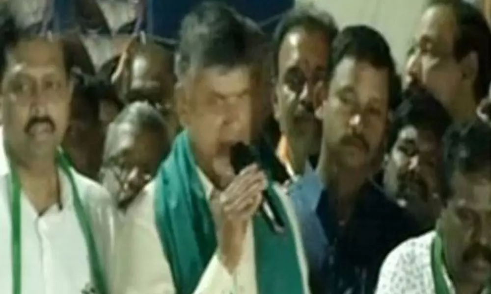 సీఎంకు అభివృద్ధి చేతకాదు.. విధ్వంసం మాత్రమే తెలుసు సీఎంకు అభివృద్ధి చేతకాదు.. విధ్వంసం మాత్రమే తెలుసు