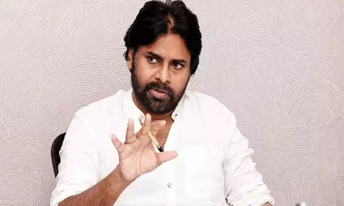 Breaking:  హుటాహుటిన ఢిల్లీ వెళ్లిన పవన్ కళ్యాణ్