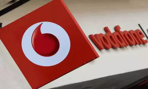 వొడాఫోన్ కస్టమర్లకు బంపర్ ఆఫర్